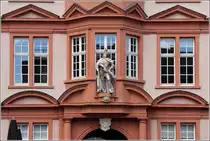 Mainz. Detail der Fassade des Gutenberg-Museums am Liebfrauenplatz.  16.09.2017