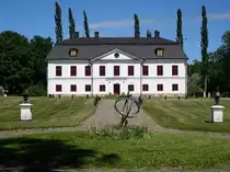 Harg, Herrenhaus, erbaut ab 1760 mit sch�ner Parkanlage (23.06.2017)