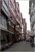 Limburg an der Lahn. Die Barf��erstra�e ist von Fachwerkh�usern ges�umt. 28.09.2017