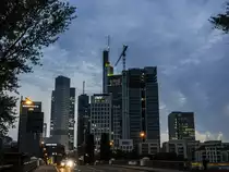 Die Frankfurter Hochh�user, fotografiert von der Untermainbr�cke in den fr�heren Stunden der 22.09.2017.