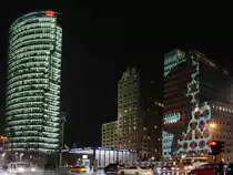  Berlin leuchtet  mit Lichtprojektionen auf dem verregneten Potsdamer Platz in Berlin. (Oktober 2014)
19.11.2017 Christian Bremer
