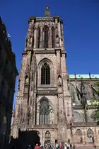 STRASBOURG (D�partement du Bas-Rhin), 13.10.2017, Blick auf einen der T�rme des M�nsters