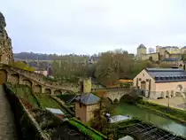 Luxemburg, Unterstadt Grund, CFL Viadukt �ber die Alzette, 08.12.2017