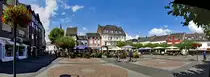 Euskirchen: Marktplatz im Sommer (S�d-West-Seite Panoaufnahme) - 13.08.2017