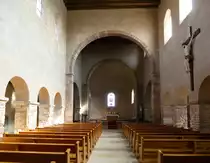 Eschau, Blick in den Innenraum, Richtung Altar, in der Kirche St.Trophimus, Sept.2017 
