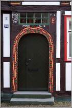 Eine der vielen sch�nen Haust�ren, die es in Tangerm�nde zu entdecken gibt. Aufnahmedatum: 10.02.2008