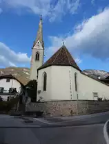 Mitterdorf b. Kaltern, Pfarrkirche St. Katharina, erbaut im 15. Jahrhundert (27.10.2017)