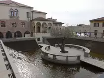 Monselice, Brunnen an der Piazza Mazzini in der Altstadt (29.10.2017)