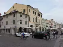 Este, Geb�ude an der Via Giacomo Matteoti zur Piazza Maggiore (29.10.2017)