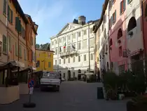 Brisighella, Rathaus an der Piazza Guglielmo Marconi (31.10.2017)