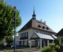 Volgelsheim, das Rathaus der ca.2500 Einwohner z�hlenden Gemeinde bei Neu Breisach (Neuf Brisach), Aug.2017