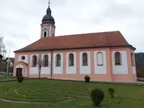 Neukirchen, Pfarrkirche St. Martin, erbaut 1758, Verl�ngerung und Turmneubau 1898 (06.11.2017)