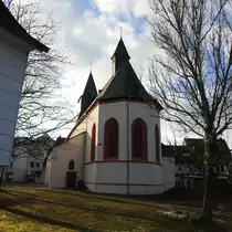EV. MARTINSKIRCHE GLADENBACH/LAHN-DILL-KREIS/HESSEN
Im 12./13. Jahrhundert erbaut,1248 erstmals urkundlich erw�hnt,war die Kirche dem heiligen MARTIN,
dem merowingisch-fr�nkischen Nationalheiligen geweiht....am 5.3.2018...