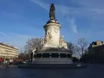 Paris, Monument � la R�publique am Place de la Republique, erbaut 1883 durch den Bildhauers L�opold Morice (31.03.2018)