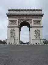 Paris, der Arc de Triomphe de l’�toile oder kurz Arc de Triomphe, ist ein 1806 bis 1836 errichtetes Denkmal an der Place Charles-de-Gaulle in Paris (01.04.2018)