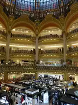 Paris, gro�e Halle im Pariser Stammhaus der Galery Lafayette (01.04.2018)