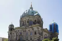 Der Berlin Dom gesehen von der Friedrichsbr�cke aus am 06. Juni 2018 in Berlin.