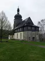 Heinersdorf, Ev. St. Marien Kirche, sp�tgotische Chorturmkirche, erbaut 1493, neues Langhaus erbaut von 1626 bis 1630 (15.04.2017)
