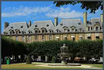 Der Place des Vosges ist der �lteste von 5 k�niglichen Pl�tzen in Paris. (18.07.2018)