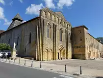 Cadouin, Abteikirche der Zisterzienser, erbaut im 12. Jahrhundert (22.07.2018)