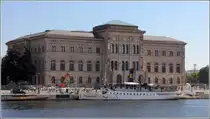Stockholm. Am S�dra Blasieholmshamnen steht das Nationalmuseum, Schwedens gr��tes Kunstmuseum. 19.07.2018