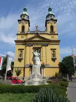 Budapest, Josephst�dter Pfarrkirche, VIII. Bezirk, Horvath Michaly Ter, die zweit�rmige Kirche wurde erbaut von 1797 bis 1798 durch Joseph Thallherr (25.08.2018) 