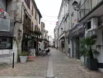 Agen, H�user in der Rue Molinier in der Altstadt (28.07.2018)