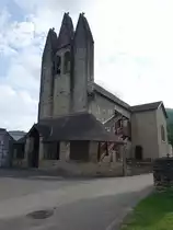 Gotein-Libarrenx, Kirche Saint-Andre, erbaut im 15. Jahrhundert (27.07.2018)