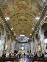 Menaggio, barocker Innenraum der St. Stefano Kirche, erbaut ab 1618 (23.09.2018)