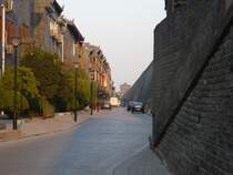 �stliche Stadtmauer von Xi'an. Hier ist ein sehr hochwertiges und ruhiges Wohnviertel mitten in der Stadt entstanden. 09/2007