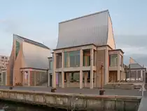 Das Utzon Center wurde 2008 von J�rn Utzon und seinem Sohn Kim Utzon gestaltet. (Aalborg, Juni 2018)