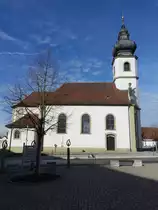 R�delsee, kath. St. Bartholom�us Kirche, Saalbau mit Turmfassade, erbaut von 1779 bis 1783 nach Pl�nen von Major Adam Salomon Fischer (11.03.2018)