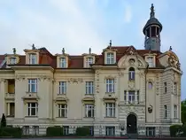 Eines der vielen restaurierten H�user im Potsdamer Stadtzentrum. (Oktober 2013)