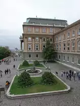 Budapest, Burgpalast mit Sz�ch�nyi-Nationalbibliothek im Burgviertel (26.08.2018)