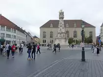 Budapest, Dreifaltigkeitss�ule am Szentharomsag Platz (26.08.2018)