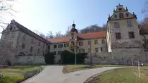 M�nchshofen, Renaissance Schloss, erbaut im 16. Jahrhundert (25.03.2018)