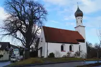 Die Filialkirche St. Mauritius in Seehausen am Staffelsee, 20.12.2018.