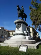 Asti, Denkmal f�r K�nig Umberto I. an der Piazza Fratelli Cairoli (02.10.2018)