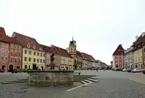 Eger (Cheb), Blick �ber den gro�en Marktplatz, der bereits im 13.Jahrhundert angelegt wurde, Aug. 2014