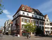 Landau, historisches Geb�ude am Stiftsplatz, Sept.2017