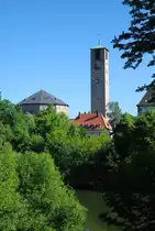 Bamberg, die ev. Erl�serkirche mit zehneckigem Kirchenbau um 55 m hohem Kirchturm - 06.05.2018
