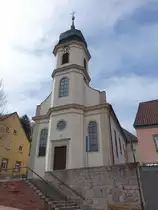 Oberlauda, Kath. Pfarrkirche St. Martin. Sp�tbarocker- fr�hklassizistischer Bau mit Eingangsturm. erbaut 1790 (15.04.2018)
