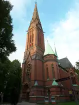 Hamburg am 9.9.2018: Der neugotische Bau der evangelisch-lutherischen St. Gertrud Kirche im Stadtteil Uhlenhorst, Architekt Johannes Otzen, der Name der Kirche geht auf die Jungfrau und Heilige Gertrud von Nevilles zur�ck