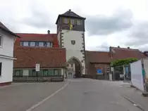 Neubulach, Calwer Torturm oder Silbertor in der Marktstra�e (01.05.2018)