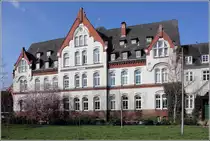 Bremerhaven. Das nach den Pl�nen des Leher Stadtbaumeisters Heinrich Lagershausen errichtete Krankenhaus Lehe konnte 1906 seinen Betrieb aufnehmen. Bis 1976 wurde der Bau als Krankenhaus genutzt, seither findet er als Gesundheitsamt von Bremerhaven seine Verwendung. 02.04.2019