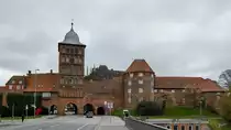 Das sp�tgotischen Stil errichtete Burgtor ist der n�rdliche Zugang zur Altstadt von L�beck. (April 2019)