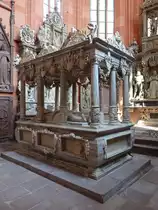 Wertheim, Baldachin Grabmal f�r Graf Ludwig I. von L�wenstein-Wertheim im Chor der Ev. Stiftskirche (12.05.2018)