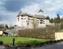 Schloss Matzen bei Reith im Alpbachtal (Tirol). 1278 wurde es erstmals urkundlich erw�hnt, heute beherbergt es ein Schlosshotel. 16.04.2019.