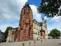 WETZLAR/LAHN-DOM
Die ehemalige Stiftskirche und heutige Pfarrkirche,hier am 10.5.2019,ist eigentlich keine Kathedrale,
da sie nie Sitz eines Bischofs war....Im Bereich der Ev. Kirche im RHEINLAND ist sie die �lteste
Simultankirche,wird also von beiden Konfessionen gemeinsam genutzt....
An der BECKERATH-ORGEL spielte auch der ber�hmte Theologe,Arzt und Organist ALBERT SCHWEITZER
mehrmals.....