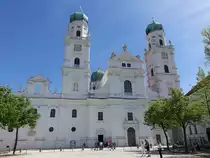 Passau, Dom St. Stephan, erbaut von 1668 bis 1693 durch Carlo Lurago (22.04.2019)